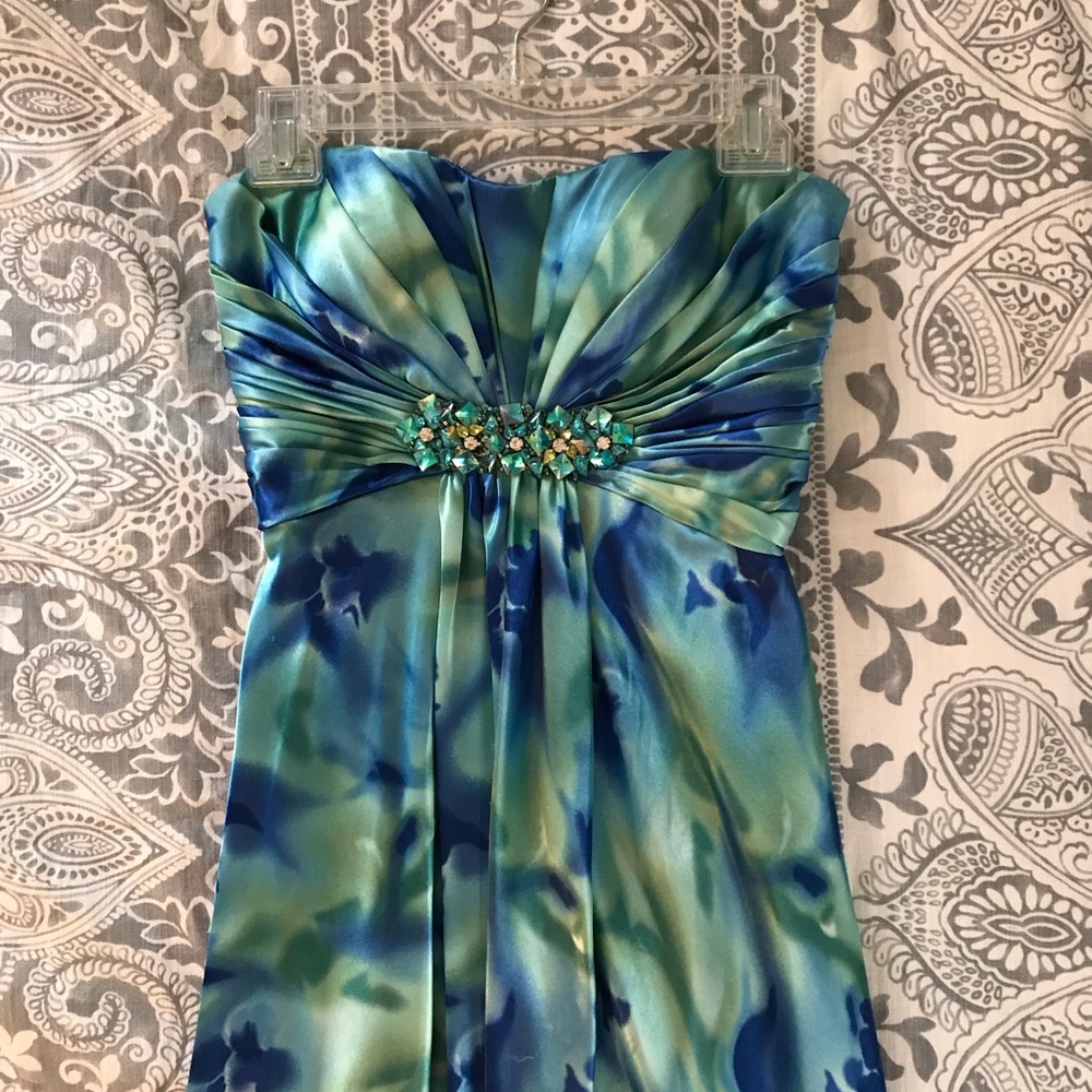 Green & Blue Open-Back Gown